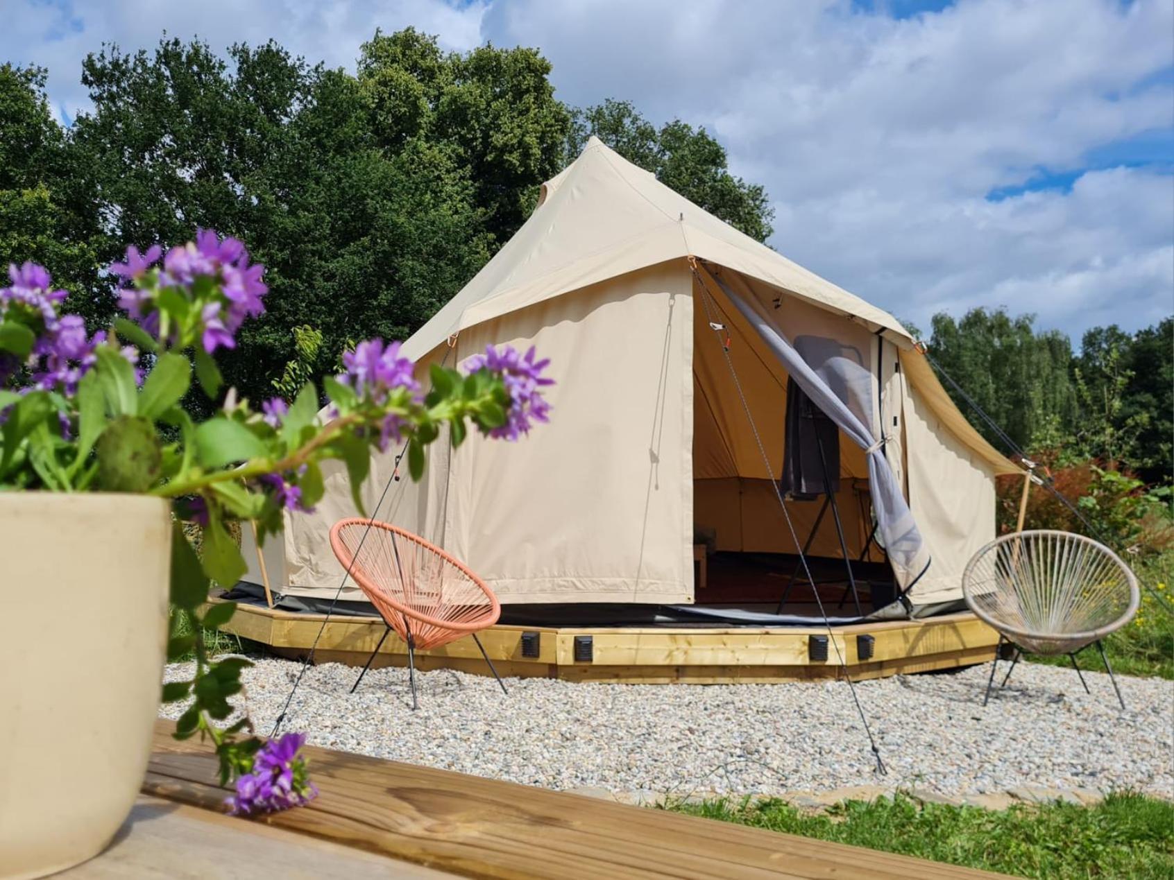 Bell Tent In Een Voedselbos Nederweert-Eind Eksteriør bilde